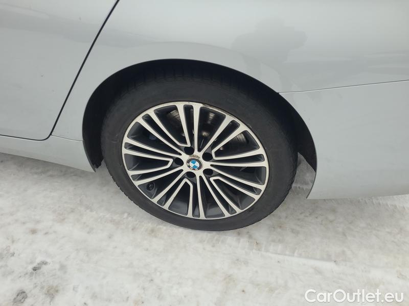  Bmw  Serie 5  Touring  (G31) (2017) 540i xD Touring #9