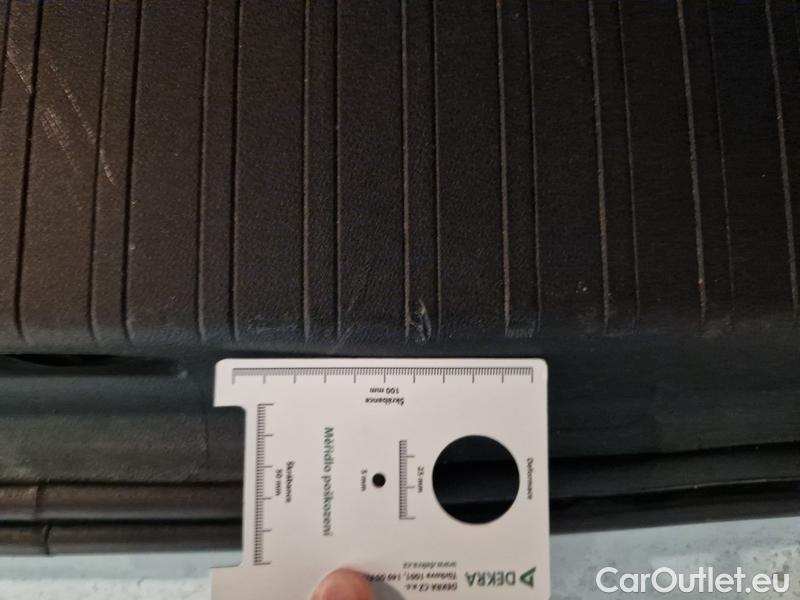  Opel  Combo  Life (E)  (2018) C.Life 1.5CDTI 96 Elegance+ #13