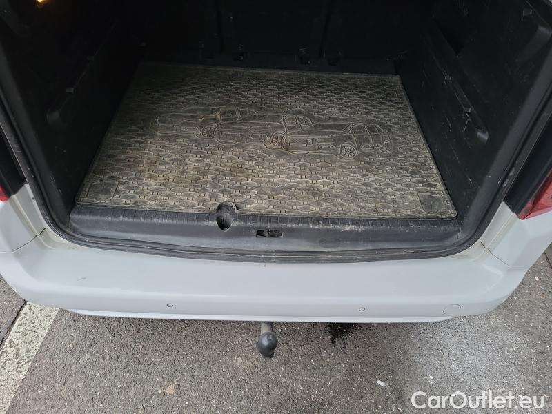  Opel  Combo  Life (E)  (2018) Com.L.1.5D 96 Elegance Plus 5d #9