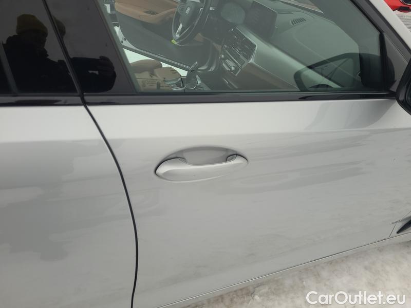  Bmw  Serie 5  Touring  (G31) (2017) 540i xD Touring #29