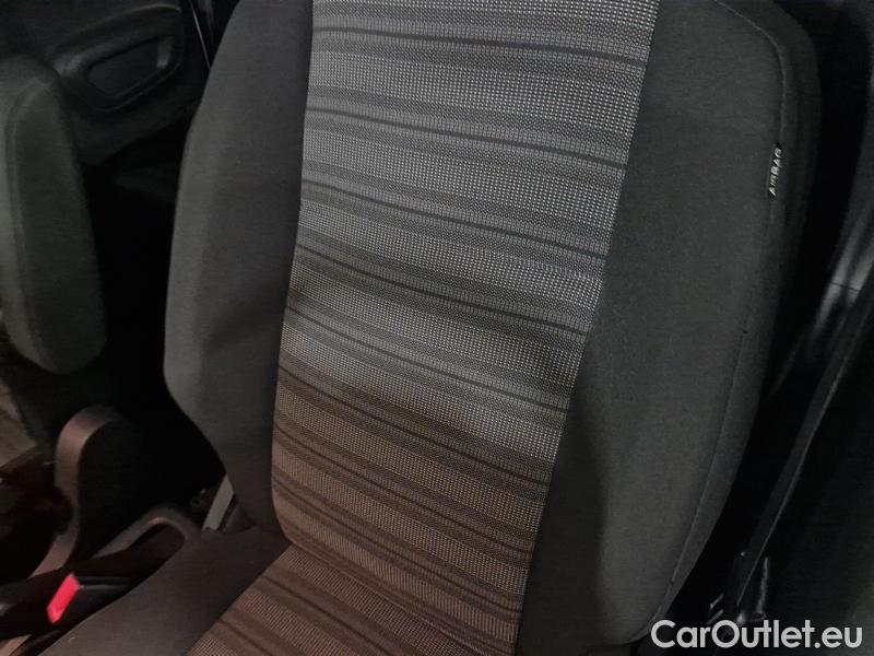  Opel  Combo  Life (E)  (2018) Com.L.1.5D 96 Elegance Plus 5d #10