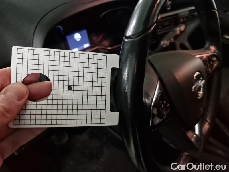  Opel  Combo  Life (E)  (2018) Com.L.1.5D 96 Elegance Plus 5d #12