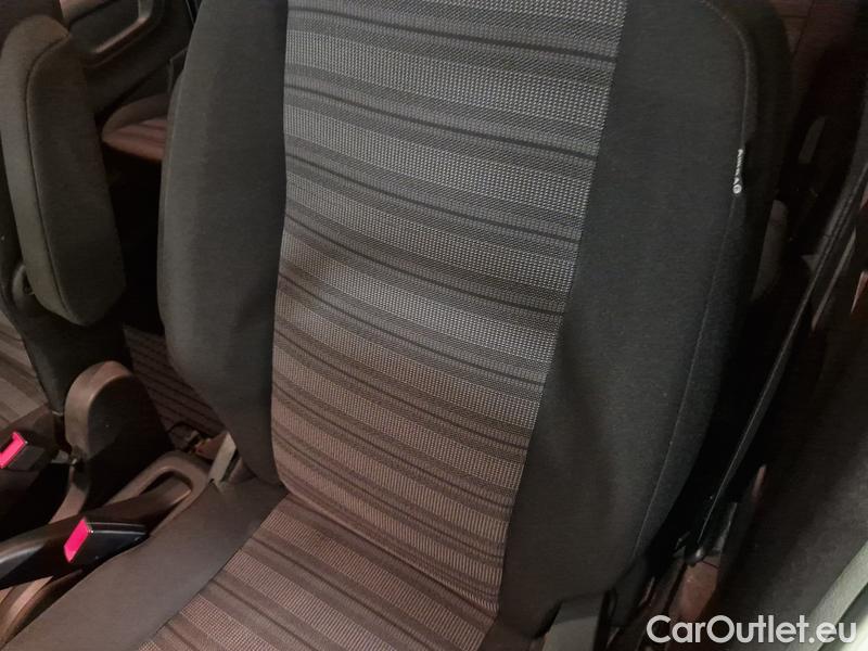  Opel  Combo  Life (E)  (2018) C.Life 1.5CDTI 96 Elegance+ #7