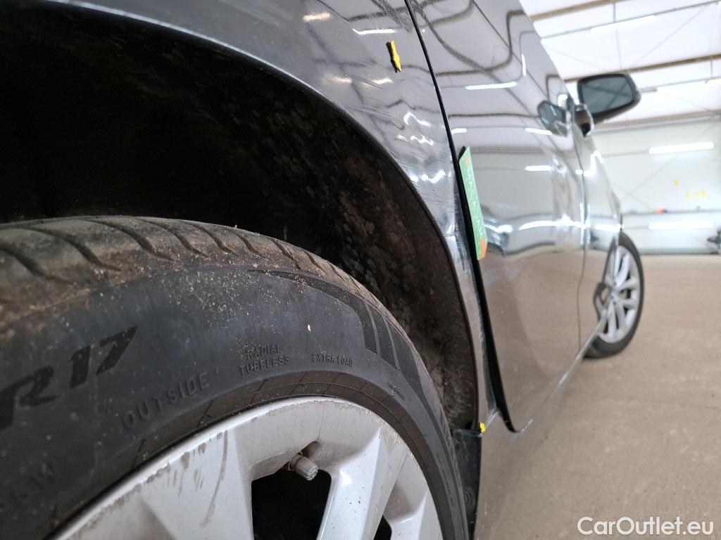  Bmw  Serie 2 BMW  Active Tourer / 2018 / 5P / monospace 225xe Business Design Auto #5