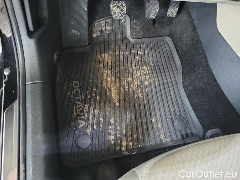  Skoda  Octavia  Lim. (NX3)(2020) Oct. 2.0TDI 110 Style 5d #2