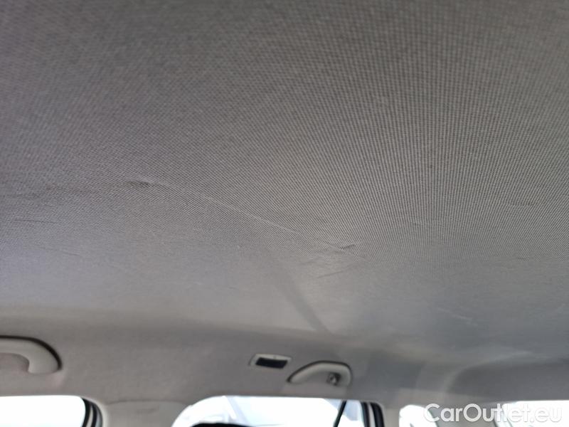  Skoda  Fabia  Combi (2015)  Com 1.0TSI 81 Ambition #18