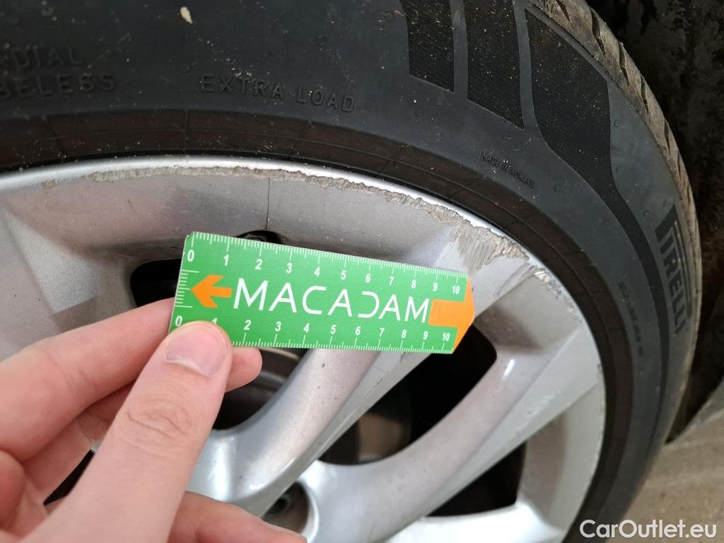  Bmw  Serie 2 BMW  Active Tourer / 2018 / 5P / monospace 225xe Business Design Auto #25