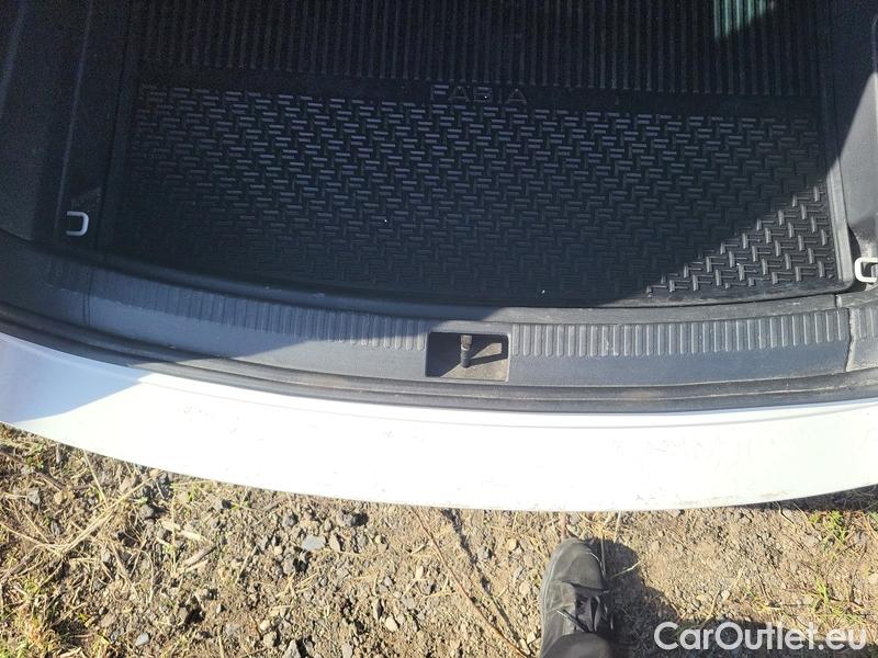  Skoda  Fabia  Combi (2015) Com.1.0TSI 70 Ambition 5d #10