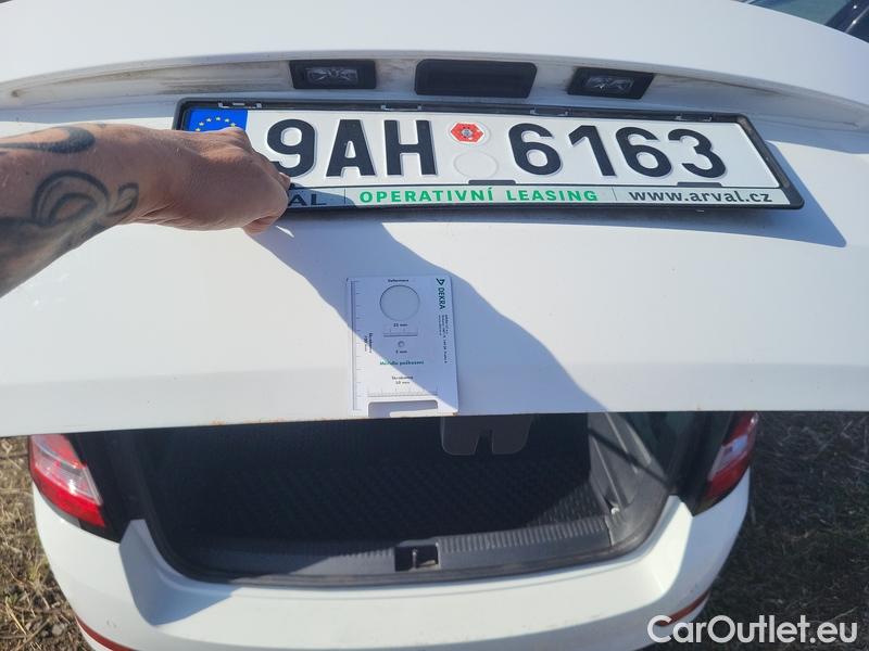  Skoda  Fabia  Combi (2015) Com.1.0TSI 70 Ambition 5d #8