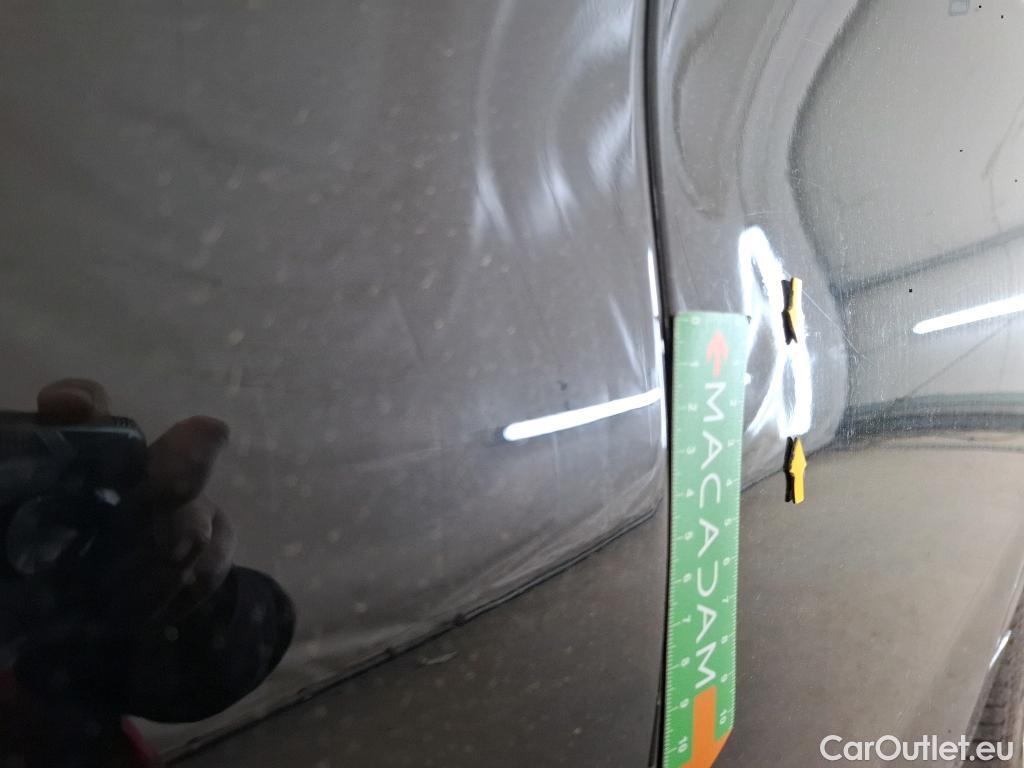  Bmw  Serie 2 BMW  Active Tourer / 2018 / 5P / monospace 225xe Business Design Auto #31