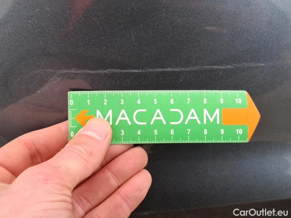  Bmw  Serie 3 BMW Série 3 Berline / 2018 / 4P / Berline 330e 292ch Edition Sport BVA8 Hybride #10