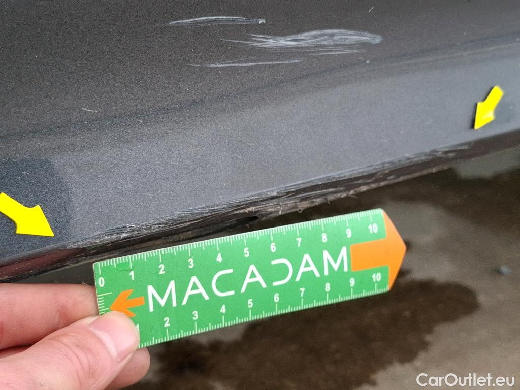  Bmw  Serie 3 BMW Série 3 Berline / 2018 / 4P / Berline 330e 292ch Edition Sport BVA8 Hybride #15