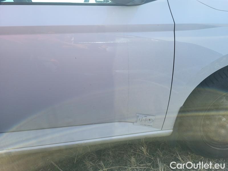  Skoda  Fabia  Combi (2015) Com.1.0TSI 70 Ambition 5d #19