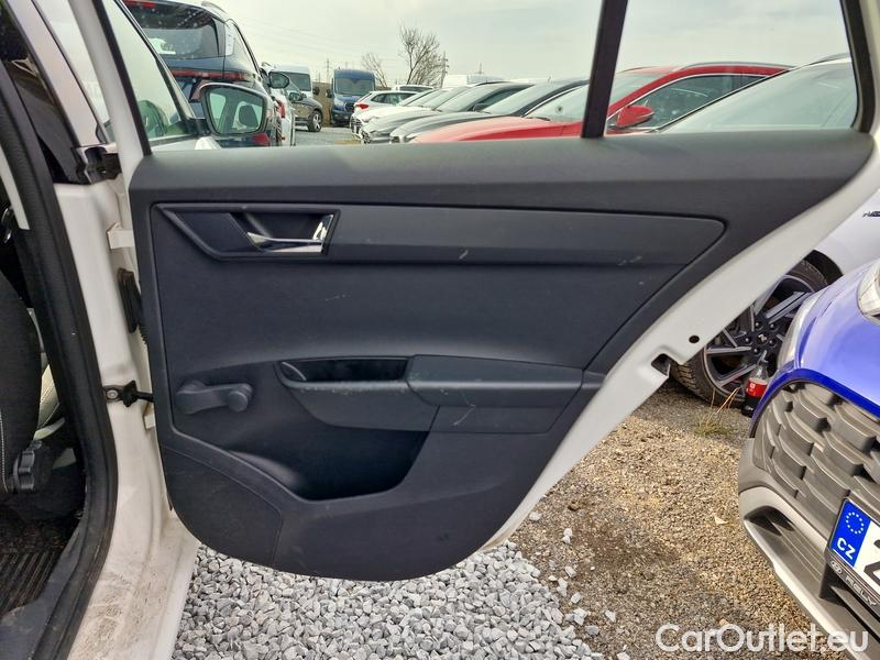  Skoda  Fabia  Combi (2015)  Com 1.0TSI 81 Ambition #12