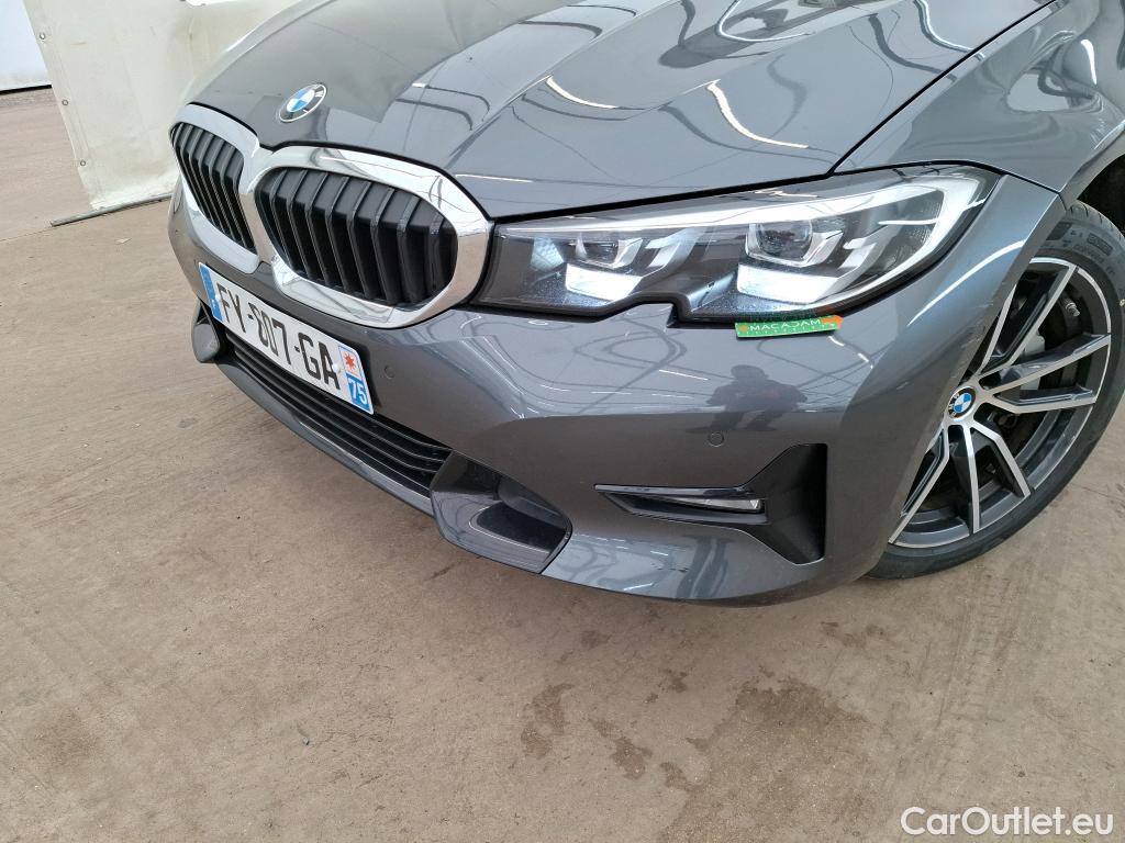  Bmw  Serie 3 BMW Série 3 Berline / 2018 / 4P / Berline 330e 292ch Edition Sport BVA8 Hybride #1