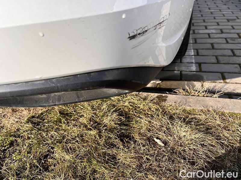  Volkswagen  Golf  VIII Lim (DA1) (2024) Var.1.0TSI 81 Life 5d #12