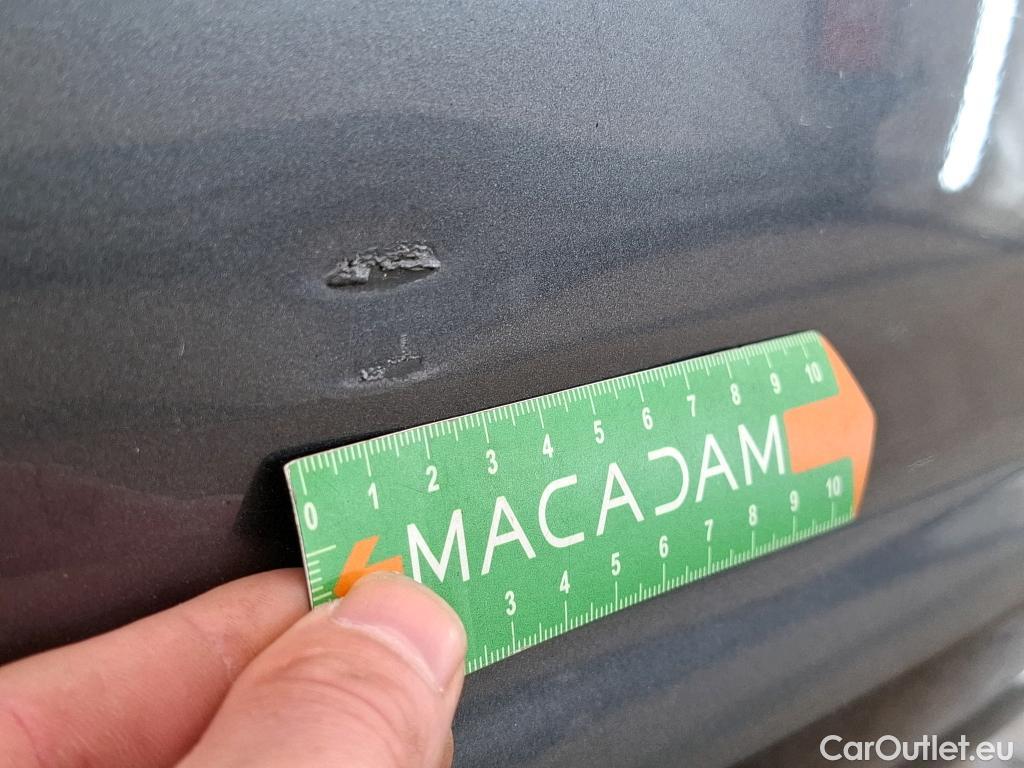  Bmw  Serie 3 BMW Série 3 Berline / 2018 / 4P / Berline 330e 292ch Edition Sport BVA8 Hybride #11