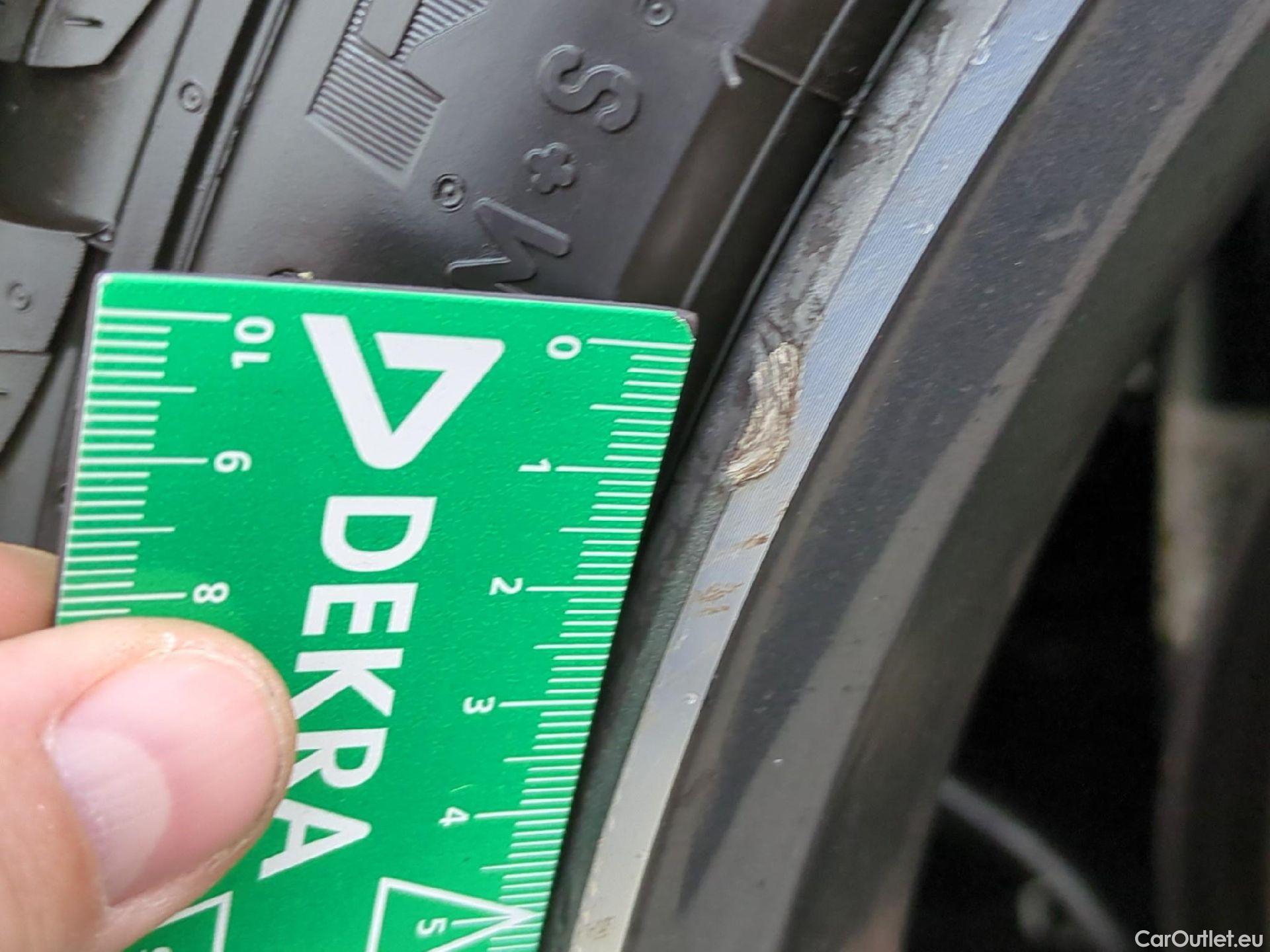  Audi  A3 AUDI  Sportback / 2020 / 5P / Berline 35 TFSI 150 MHEV S Tronic S Line #32