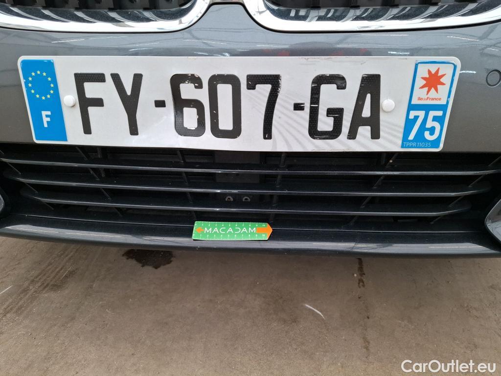  Bmw  Serie 3 BMW Série 3 Berline / 2018 / 4P / Berline 330e 292ch Edition Sport BVA8 Hybride #16