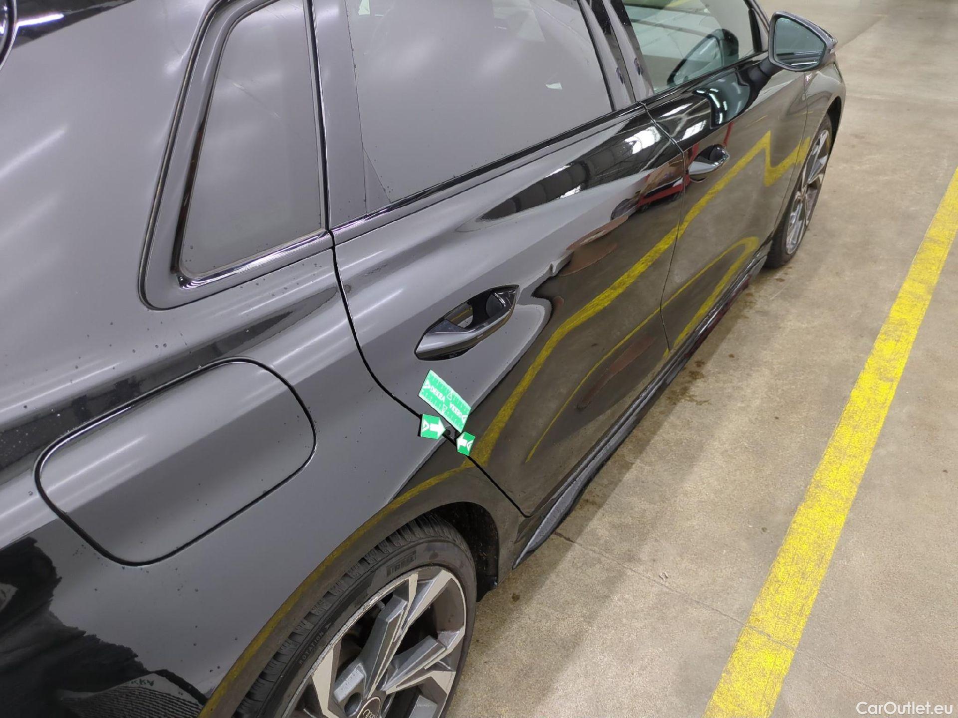  Audi  A3 AUDI  Sportback / 2020 / 5P / Berline 35 TFSI 150 MHEV S Tronic S Line #38