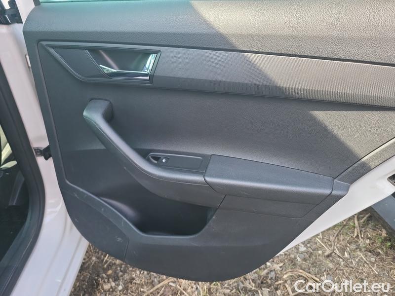  Skoda  Fabia  Combi (2015) Com.1.0TSI 70 Ambition 5d #16