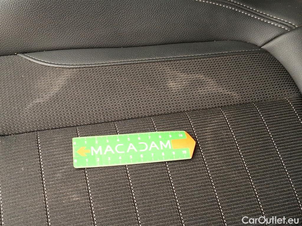  Bmw  Serie 3 BMW Série 3 Berline / 2018 / 4P / Berline 330e 292ch Edition Sport BVA8 Hybride #53