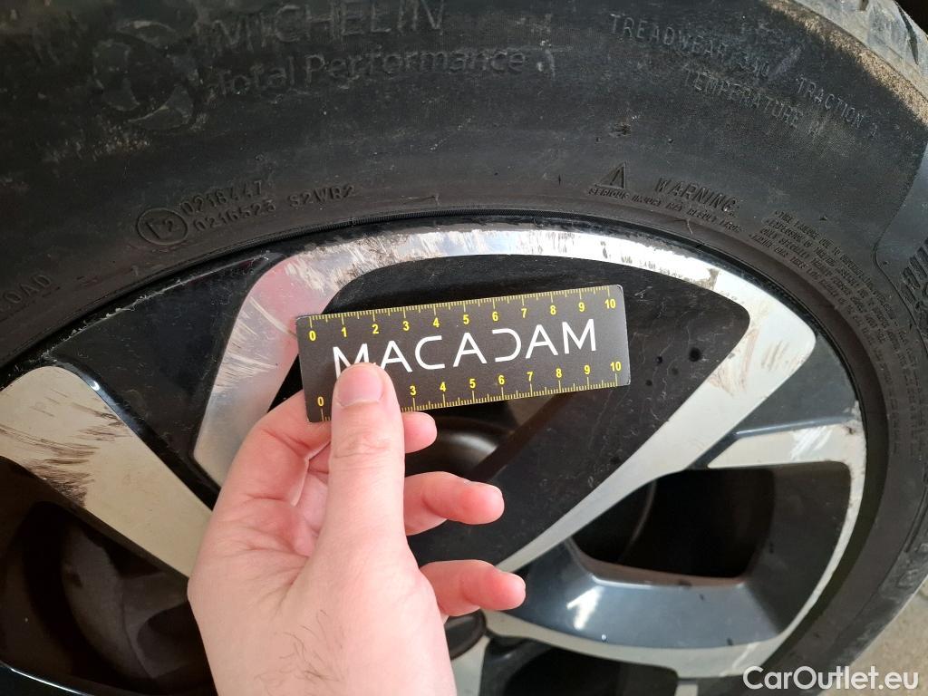  Citroen  C5 Aircross CITROEN  / 2018 / 5P / SUV Hybrid 225 ë-EAT8 Shine #44