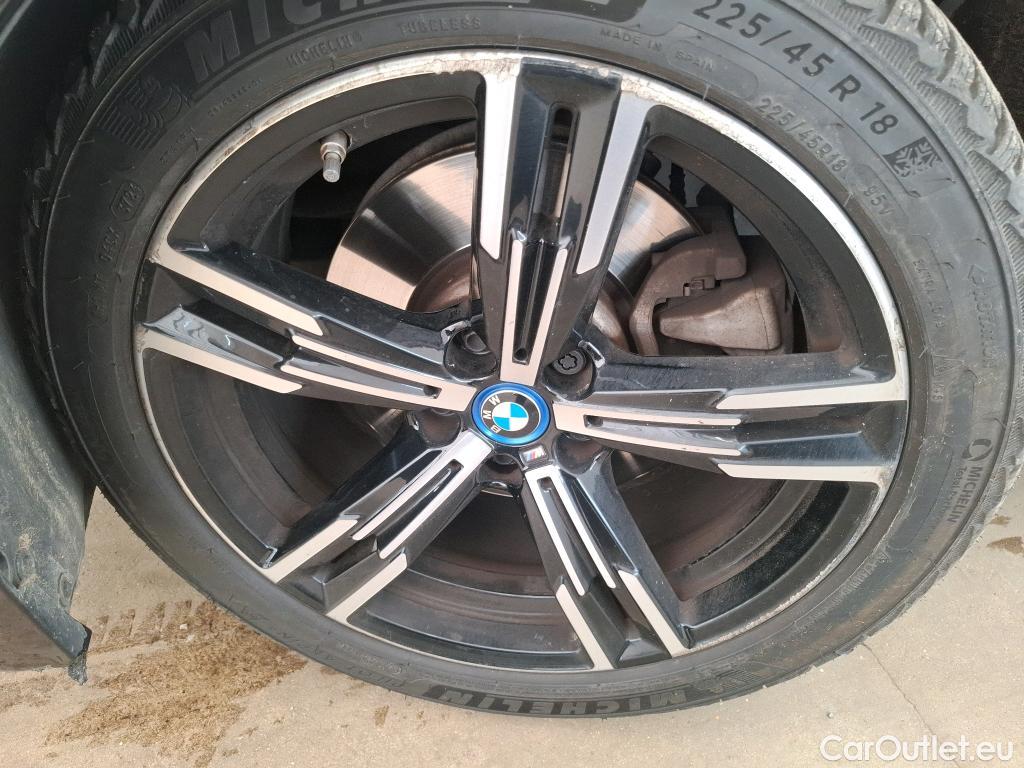  Bmw  Serie 3 Série 3 Touring 330 e M Sport 2.0 290CV BVA8 E6d #25