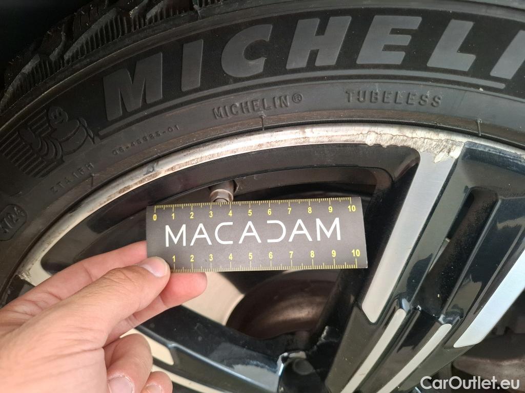  Bmw  Serie 3 Série 3 Touring 330 e M Sport 2.0 290CV BVA8 E6d #28