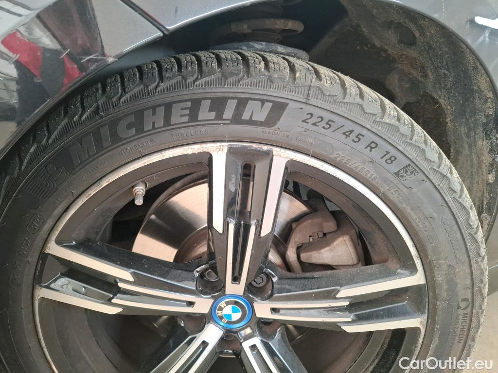  Bmw  Serie 3 Série 3 Touring 330 e M Sport 2.0 290CV BVA8 E6d #170