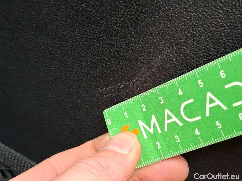  Bmw  Serie 3 BMW Série 3 Berline / 2018 / 4P / Berline 330e 292ch Edition Sport BVA8 Hybride #42