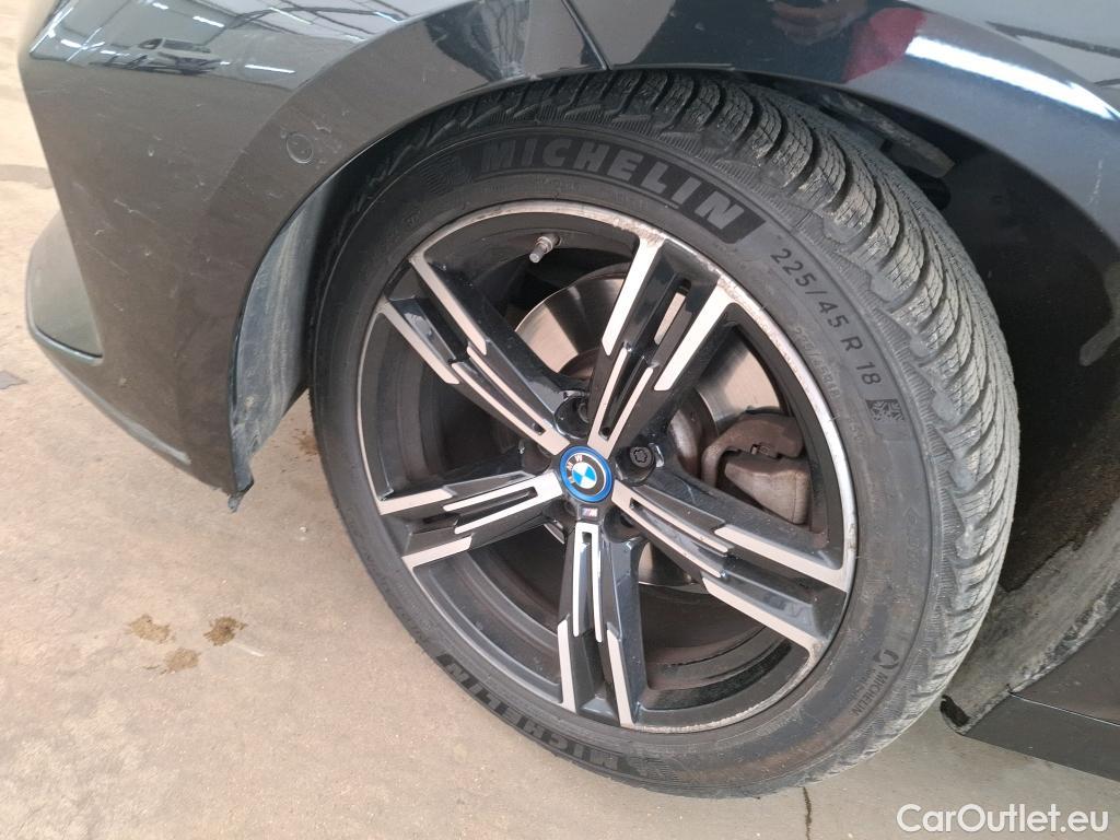  Bmw  Serie 3 Série 3 Touring 330 e M Sport 2.0 290CV BVA8 E6d #165