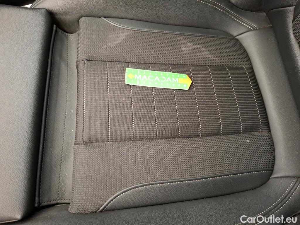  Bmw  Serie 3 BMW Série 3 Berline / 2018 / 4P / Berline 330e 292ch Edition Sport BVA8 Hybride #52