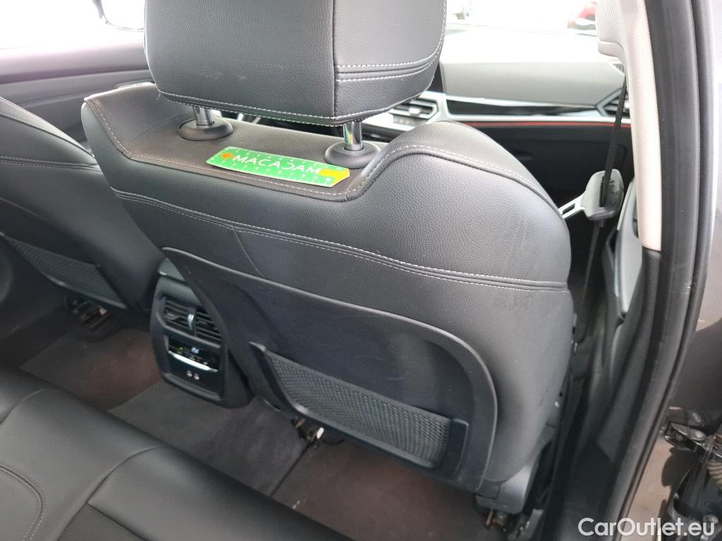  Bmw  Serie 3 BMW Série 3 Berline / 2018 / 4P / Berline 330e 292ch Edition Sport BVA8 Hybride #41