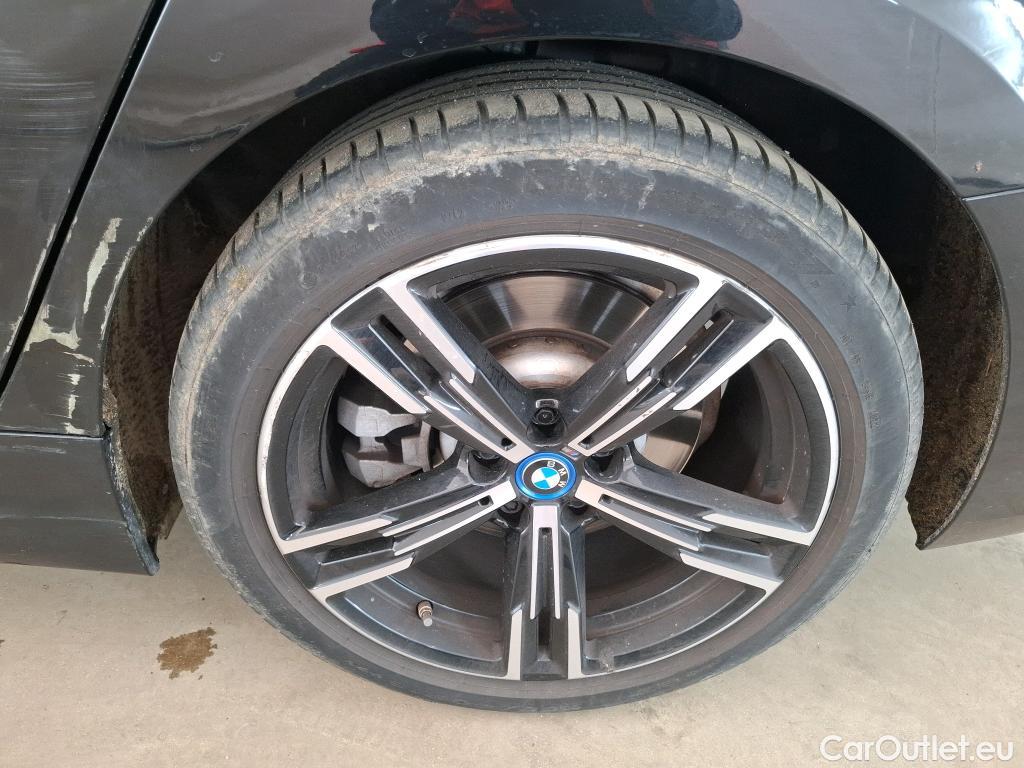  Bmw  Serie 3 Série 3 Touring 330 e M Sport 2.0 290CV BVA8 E6d #152