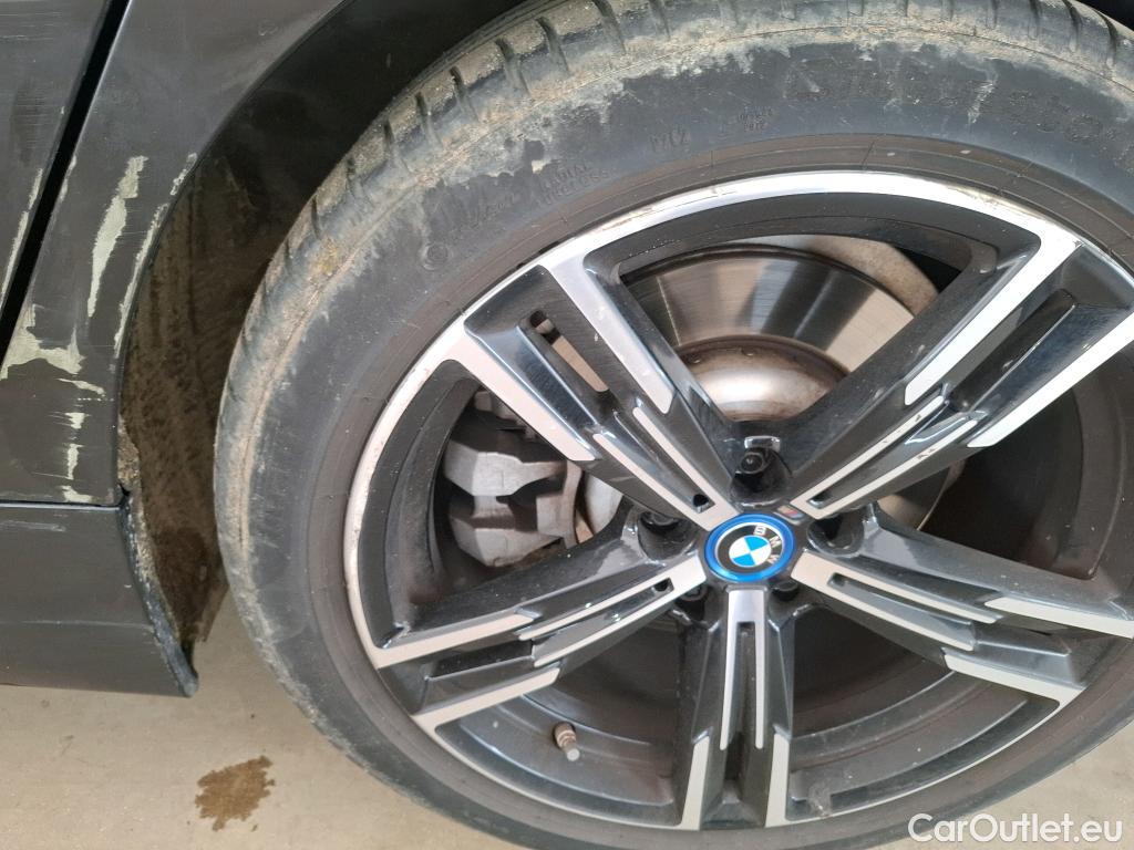  Bmw  Serie 3 Série 3 Touring 330 e M Sport 2.0 290CV BVA8 E6d #157