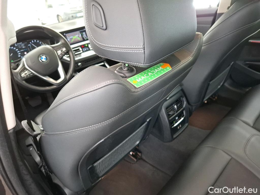  Bmw  Serie 3 BMW Série 3 Berline / 2018 / 4P / Berline 330e 292ch Edition Sport BVA8 Hybride #38