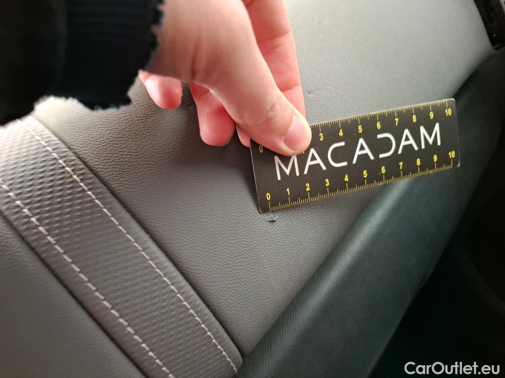  Citroen  C5 Aircross CITROEN  / 2018 / 5P / SUV Hybrid 225 ë-EAT8 Shine #38