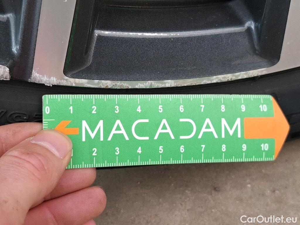  Bmw  Serie 3 BMW Série 3 Berline / 2018 / 4P / Berline 330e 292ch Edition Sport BVA8 Hybride #33