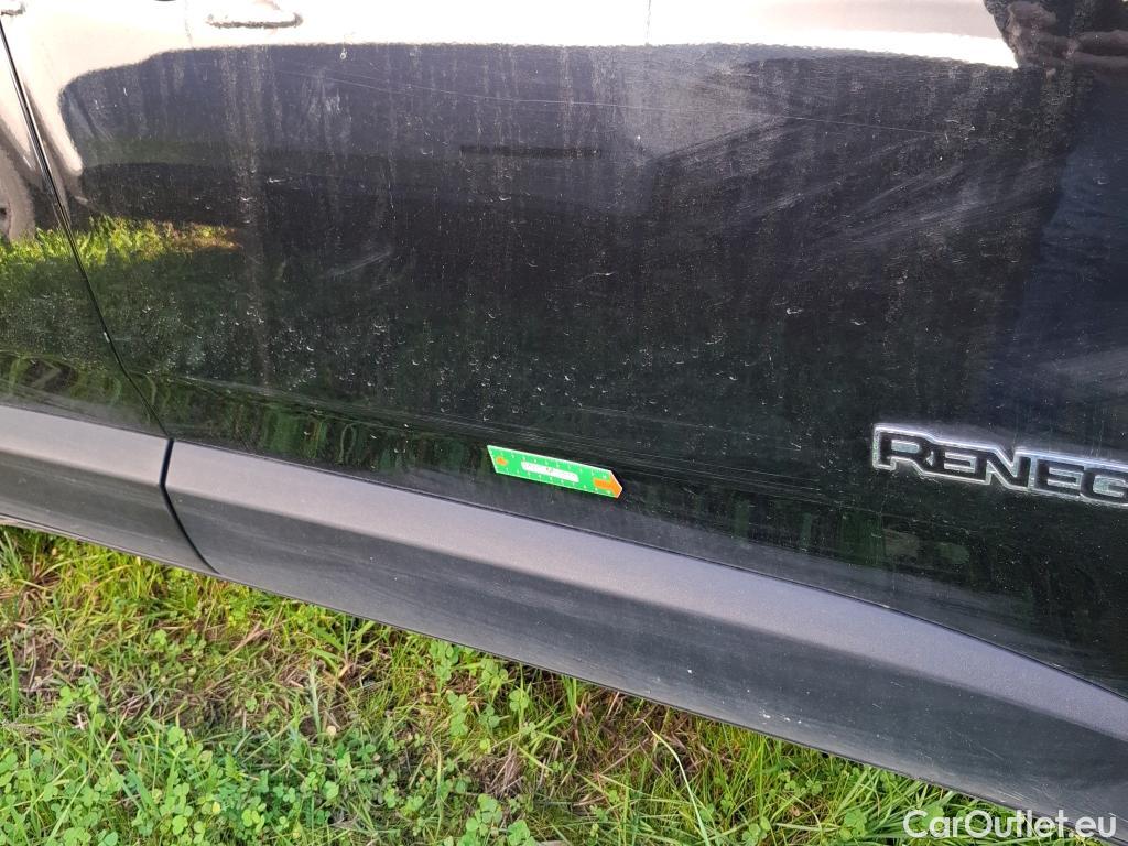  Jeep  Patriot JEEP Renegade / 2018 / 5P / SUV 1.5 MHEV Turbo T4 130 Limited #11