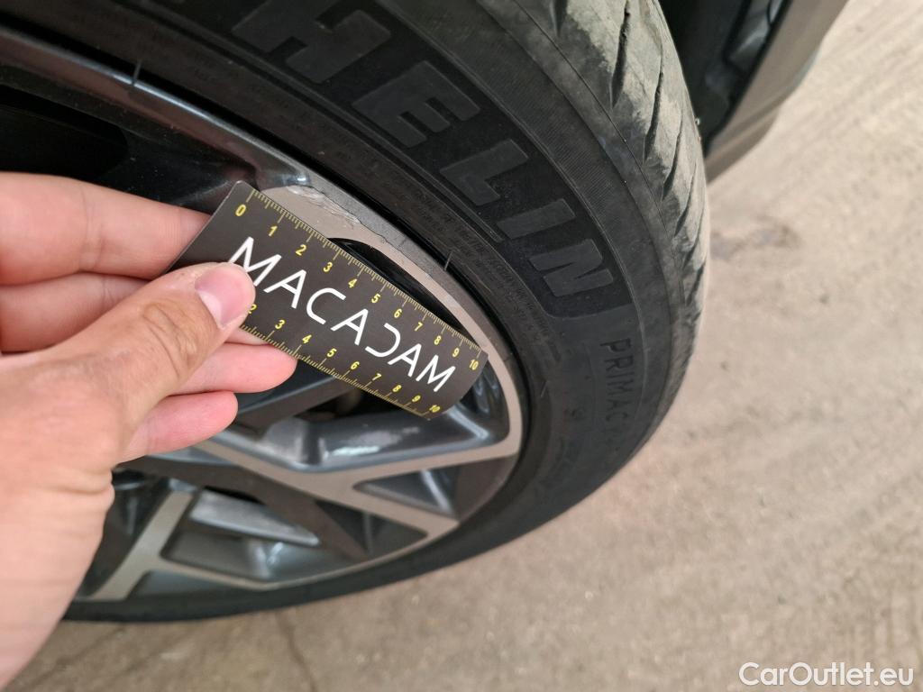  Hyundai  Konna HYUNDAI Kona / 2020 / 5P / SUV 1.6 HYBRID 141 EXECUTIVE HEV #13