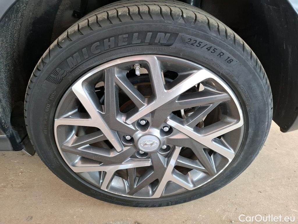  Hyundai  Konna Kona Executive Hybrid 2WD 1.6 GDI 140CV BVA6 E6d #16