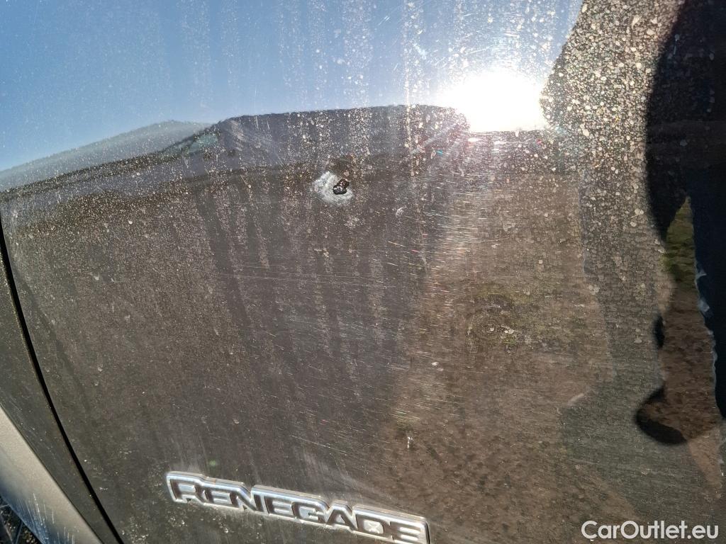  Jeep  Patriot JEEP Renegade / 2018 / 5P / SUV 1.5 MHEV Turbo T4 130 Limited #14