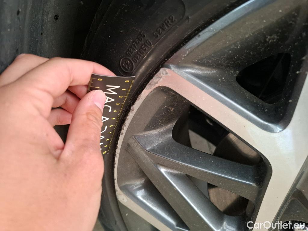  Hyundai  Konna HYUNDAI Kona / 2020 / 5P / SUV 1.6 HYBRID 141 EXECUTIVE HEV #14