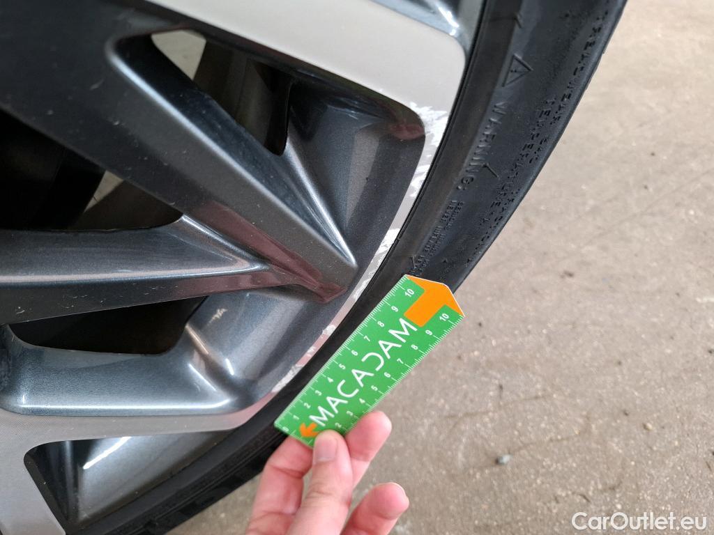  Hyundai  Konna Kona Executive Hybrid 2WD 1.6 GDI 140CV BVA6 E6d #17