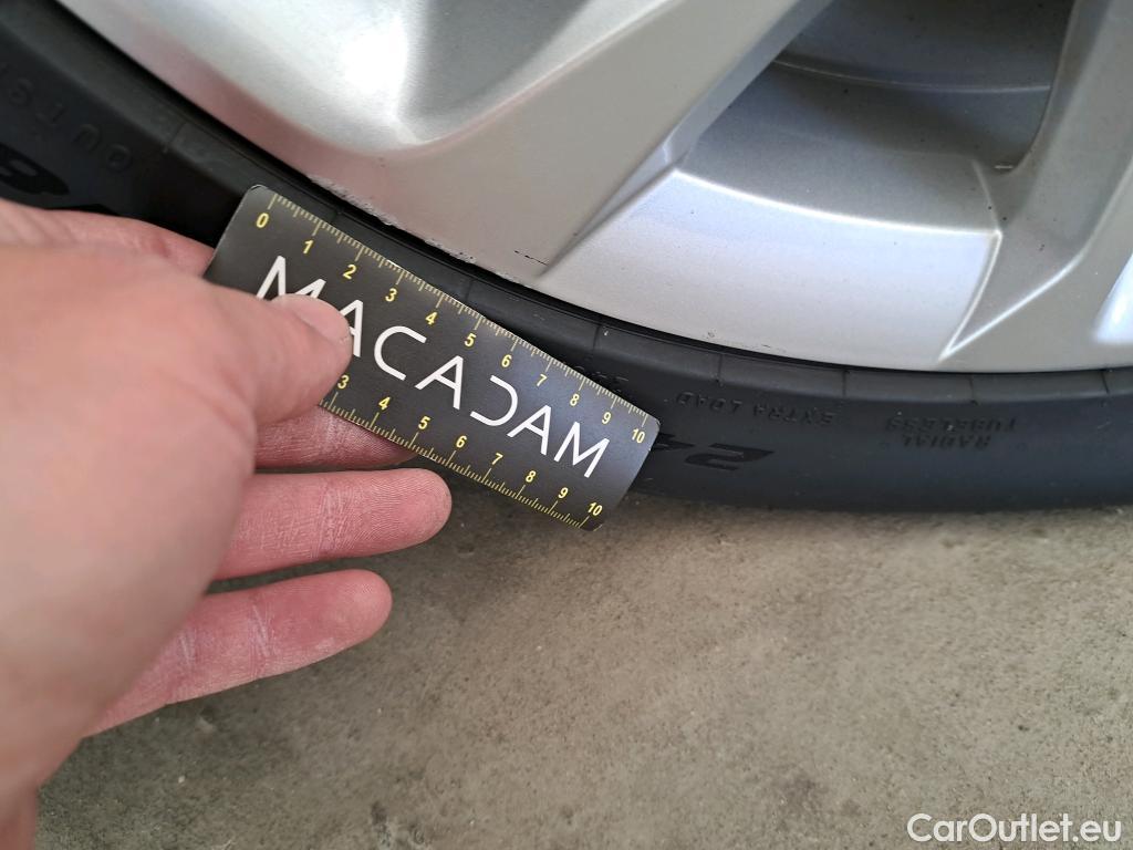  Cupra  Formentor CUPRA  / 2020 / 5P / SUV 1.4 e-HYBRID 204ch DSG6 Business Edition CD LOT250 #2