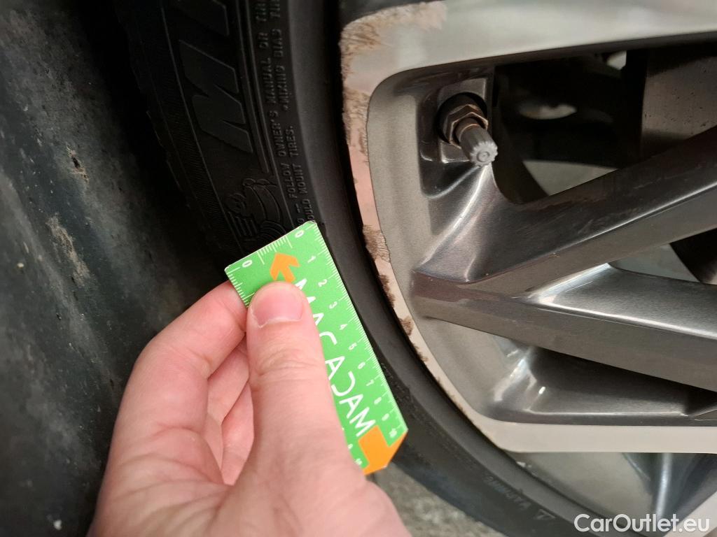  Hyundai  Konna Kona Executive Hybrid 2WD 1.6 GDI 140CV BVA6 E6d #29