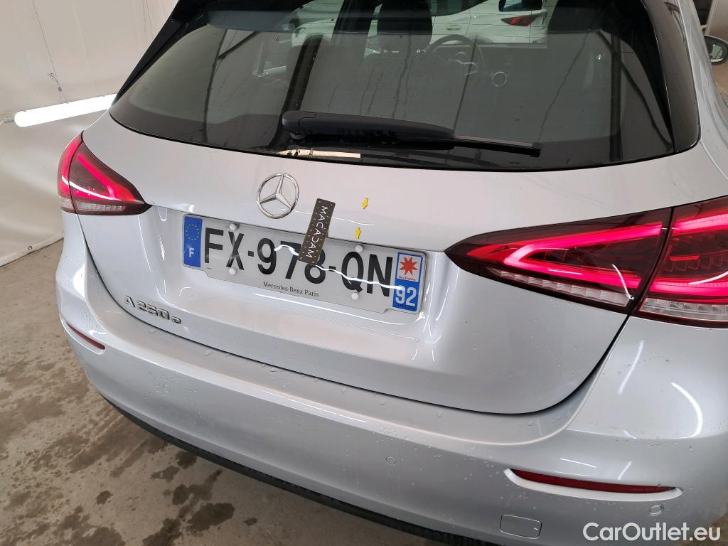  Mercedes  A-Klasse Classe A Compact  2018  5P  Berline A 250 e Business Line 8GDCT
 #28