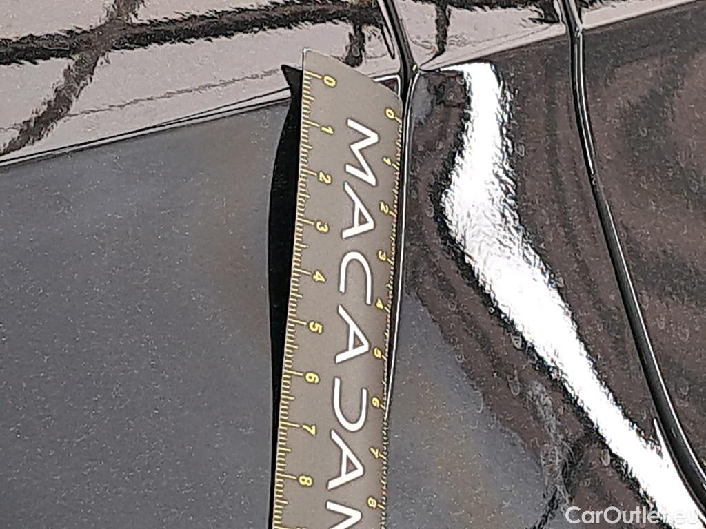  Mercedes  A-Klasse MERCEDES-BENZ Classe A Compact / 2018 / 5P / Berline A 250 e Business Line 8G-DCT #3