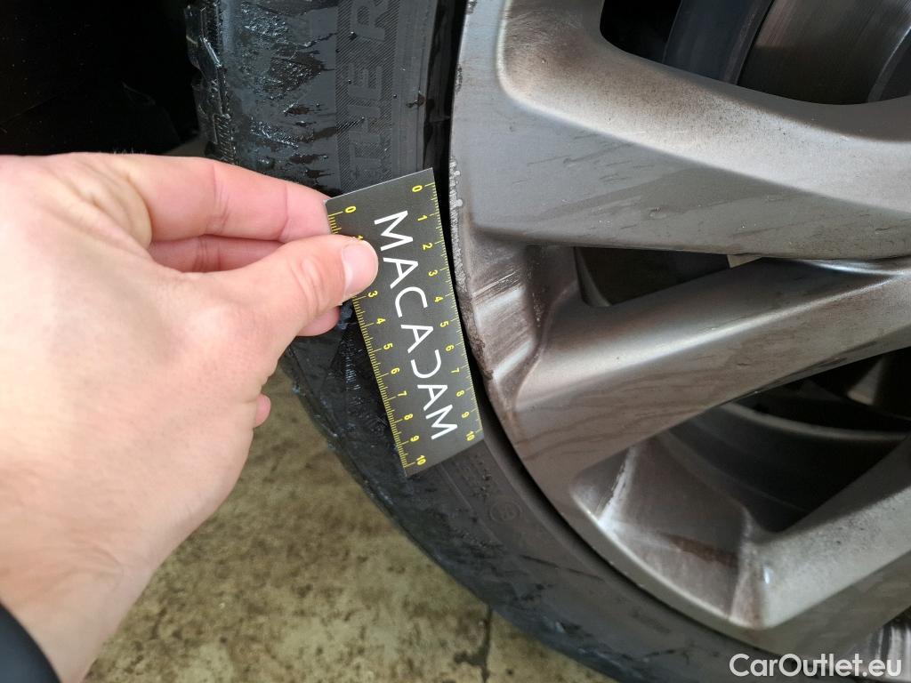  Mazda  CX-30 MAZDA  / 2019 / 5P / Crossover 2.0L Skyactiv-G M Hybrid Sportline BVA6 #12